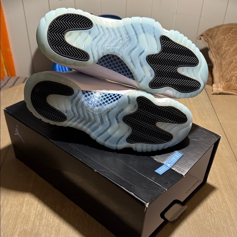 Brand New Jordan 11 Retro Legend Blue (2014 Release) - Picture 7 of 8